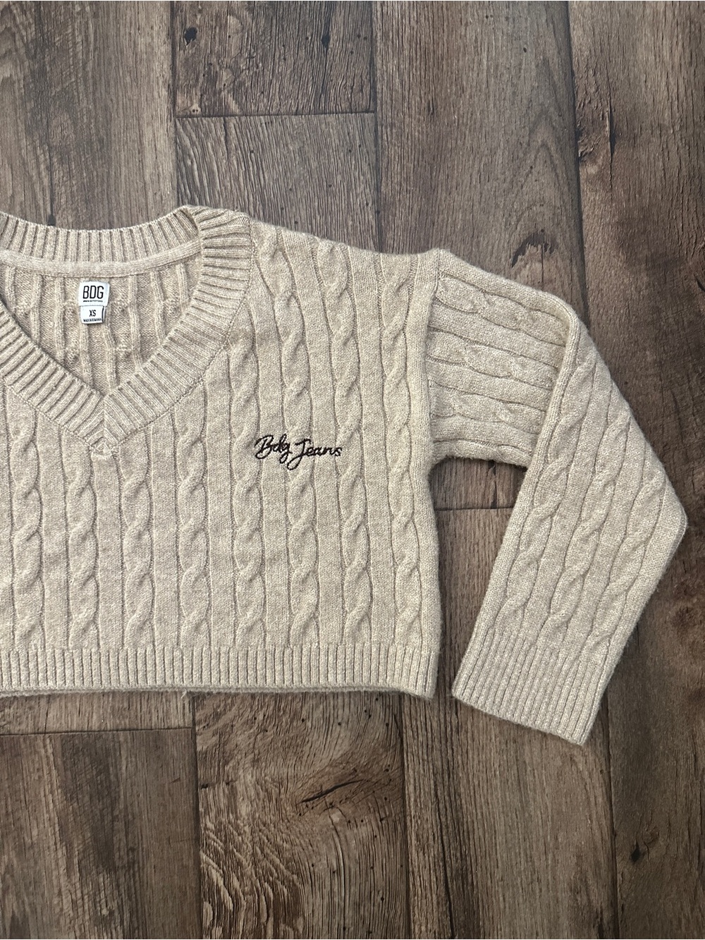 BDG Urban Outfitters Cable Knit Long Sleeve Cropped Baggy Sweater Size XS Beige